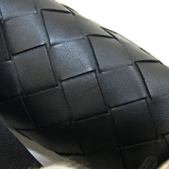 BOTTEGA VENETA Black Leather Intrecciato Pouch - Picture 8 of 10